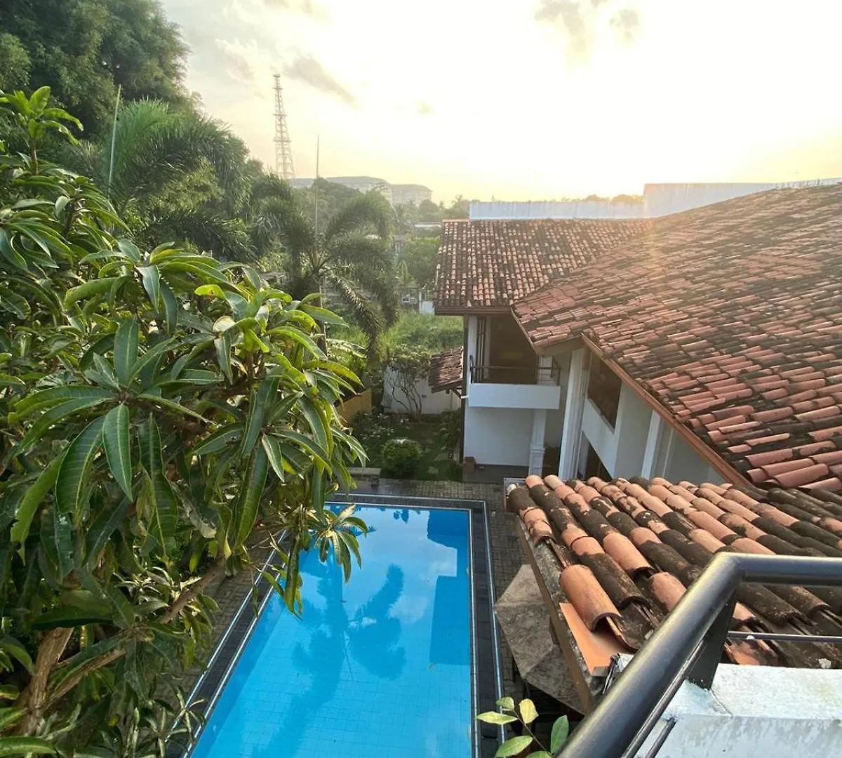 Hotel Aran Villa Talangama South